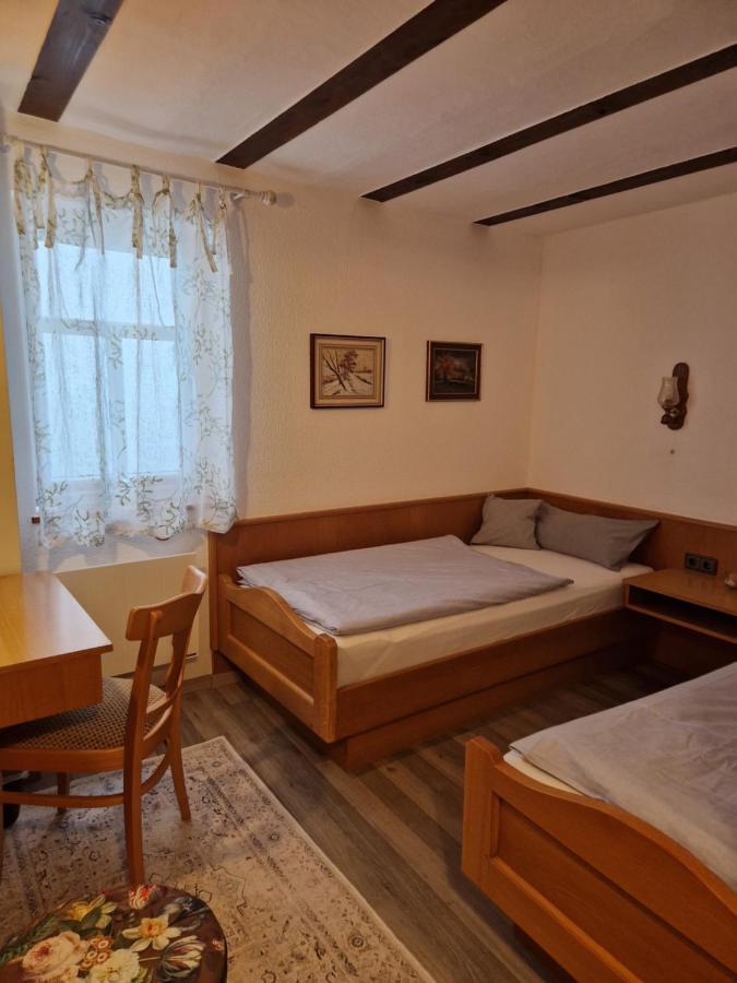 Brunnenputzer Restaurant Guest house Kulsheim